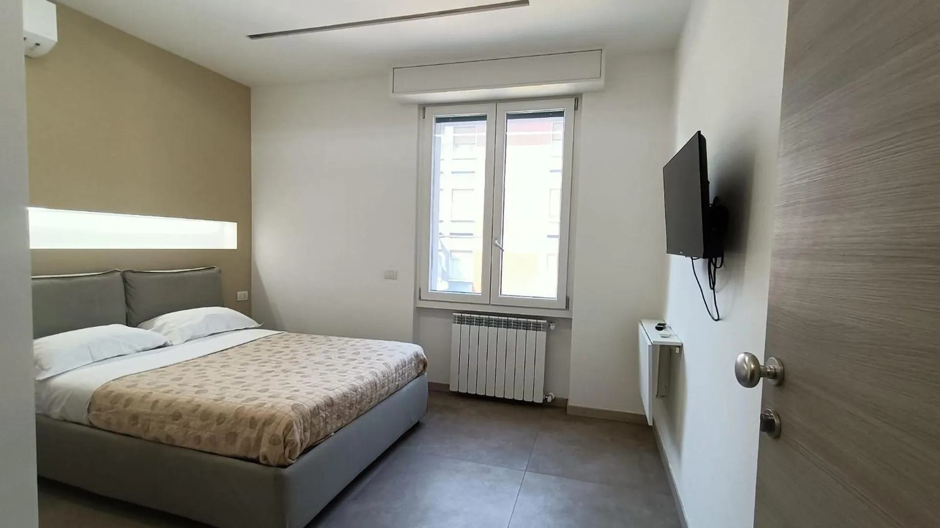 Parea House 5 Apartment Milan