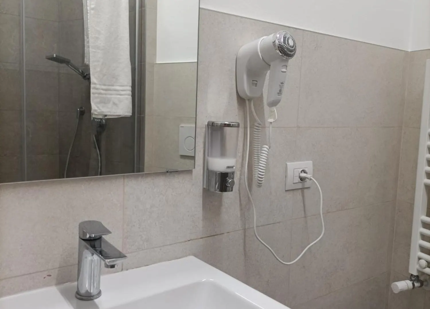Parea House 5 Apartment Milan